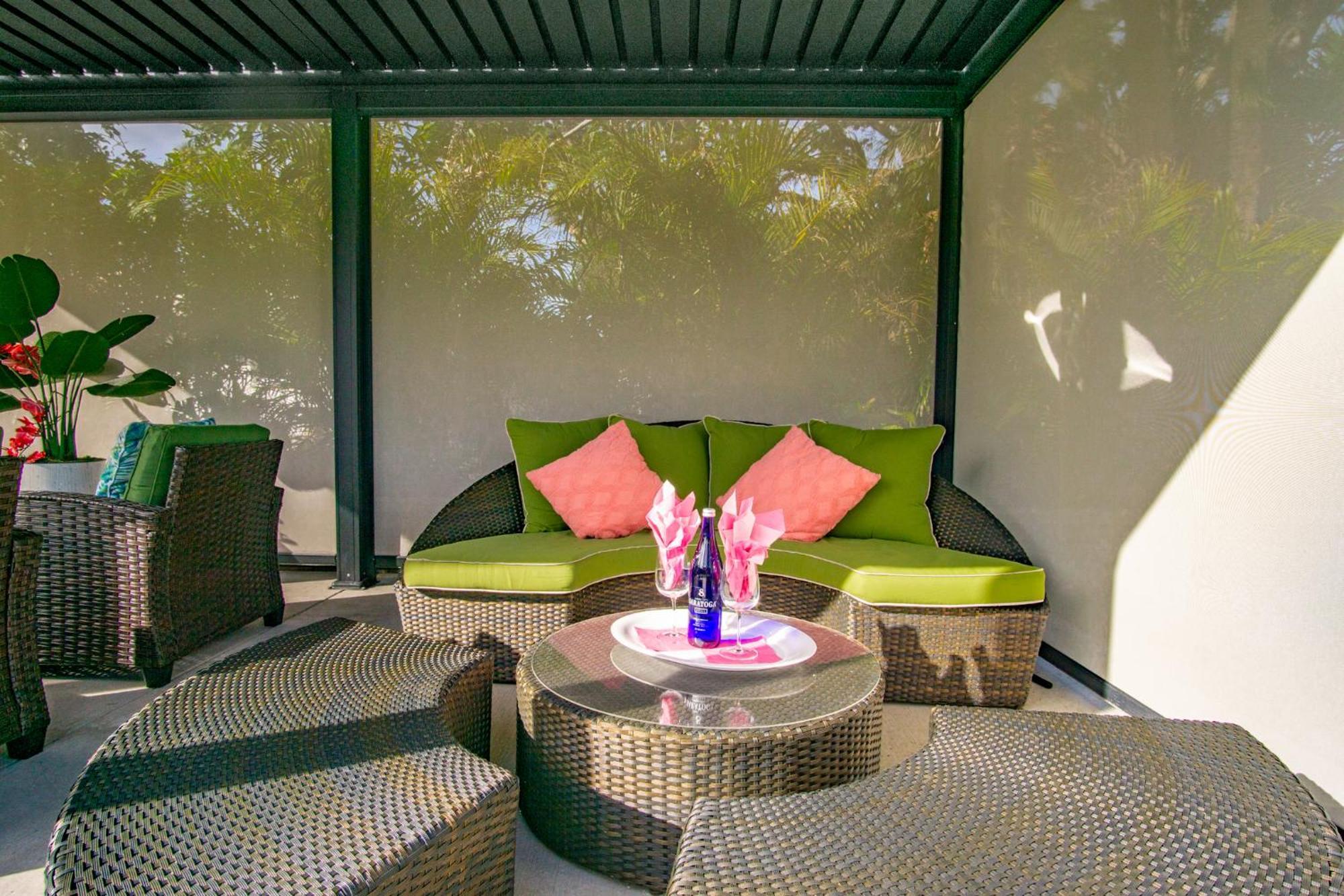 Luxury Zen Den With Heated Pool Just Off Siesta Key Leilighet Sarasota Eksteriør bilde