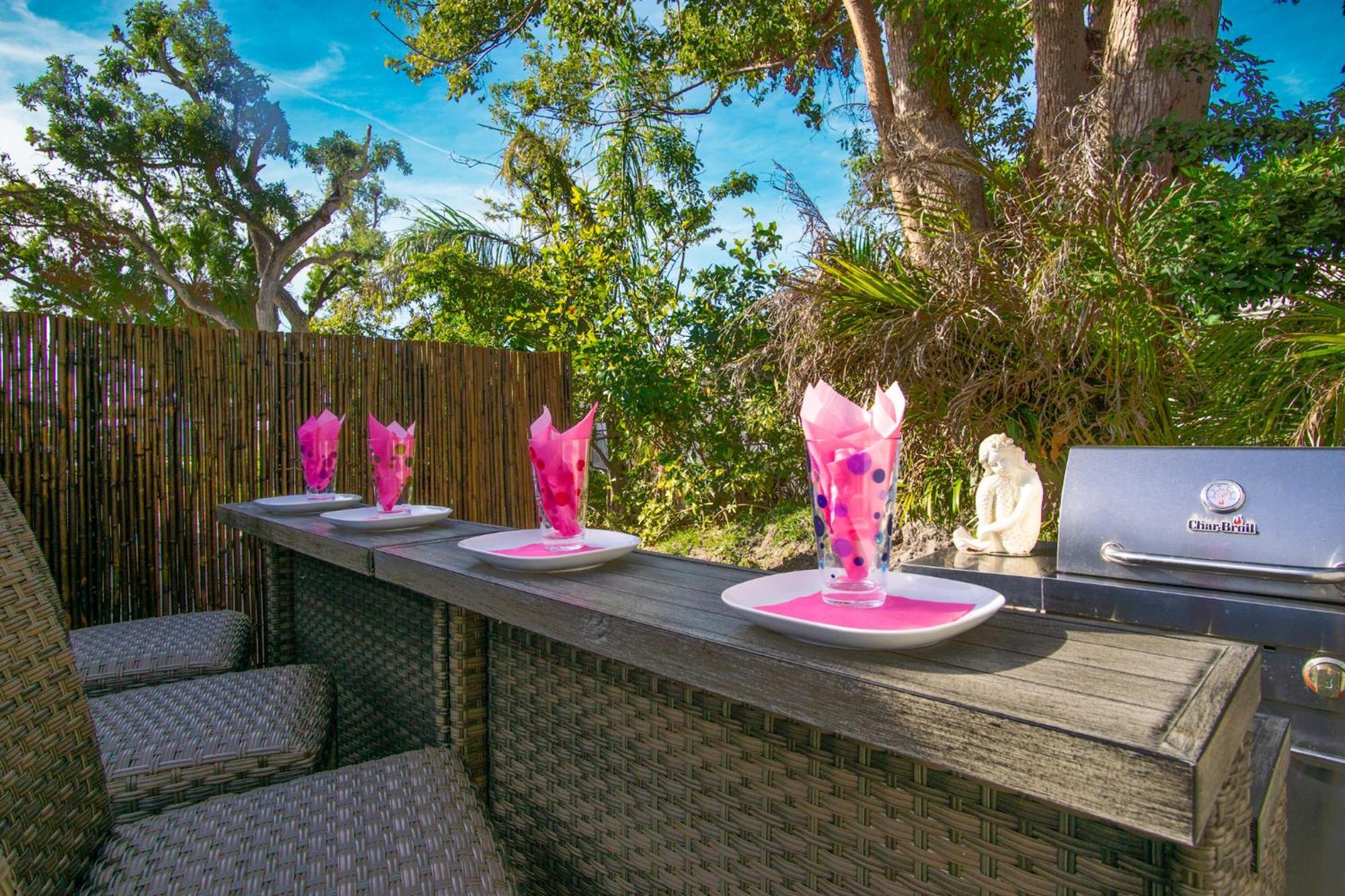 Luxury Zen Den With Heated Pool Just Off Siesta Key Leilighet Sarasota Eksteriør bilde